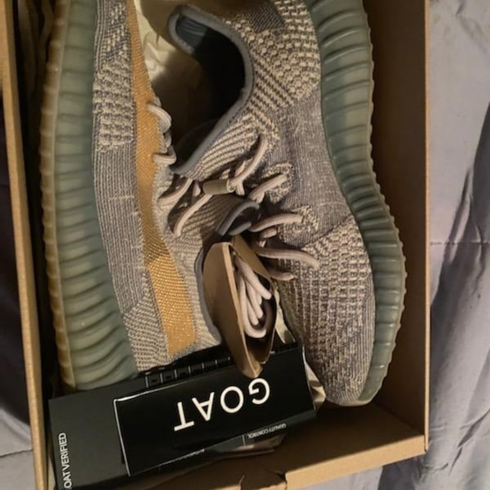 Men's sneakers